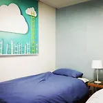 Stella Apartment Yeonnam